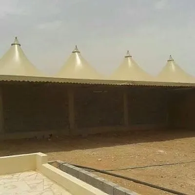 تركيب مظلات هرمية للميادين والساحات العامة الشرقية الخبر