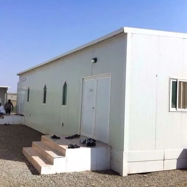 معلم تركيب ملحق ساندوتش بنل للحدائق والأسطح الشرقية الدمام